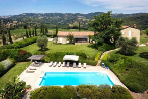 White Retreat Scansano
